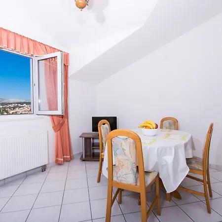 Snjezana Apartament *