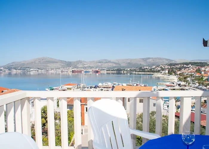 Snjezana Apartment Trogir